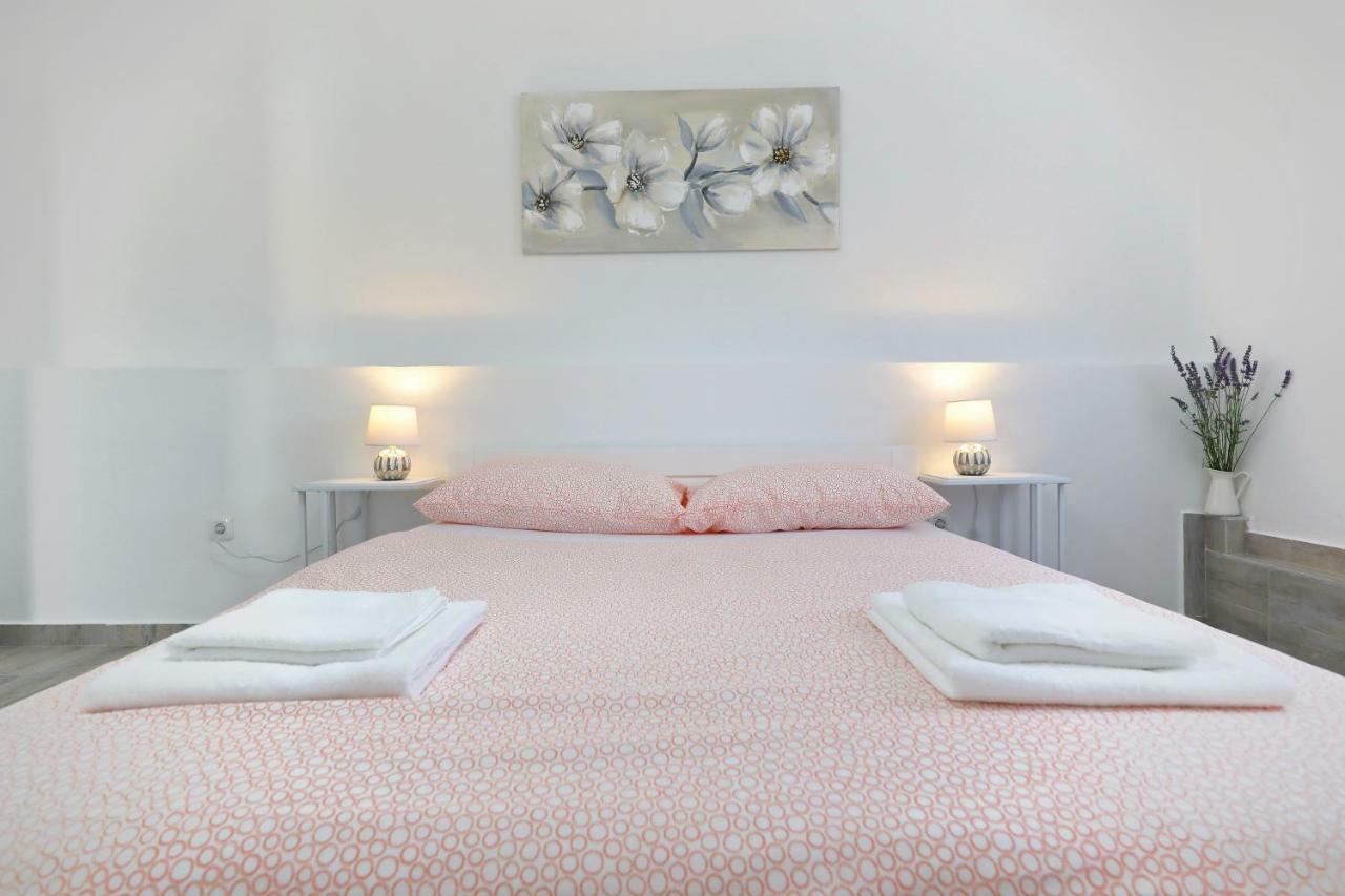 Apartmani Neva, Pridraga 外观 照片