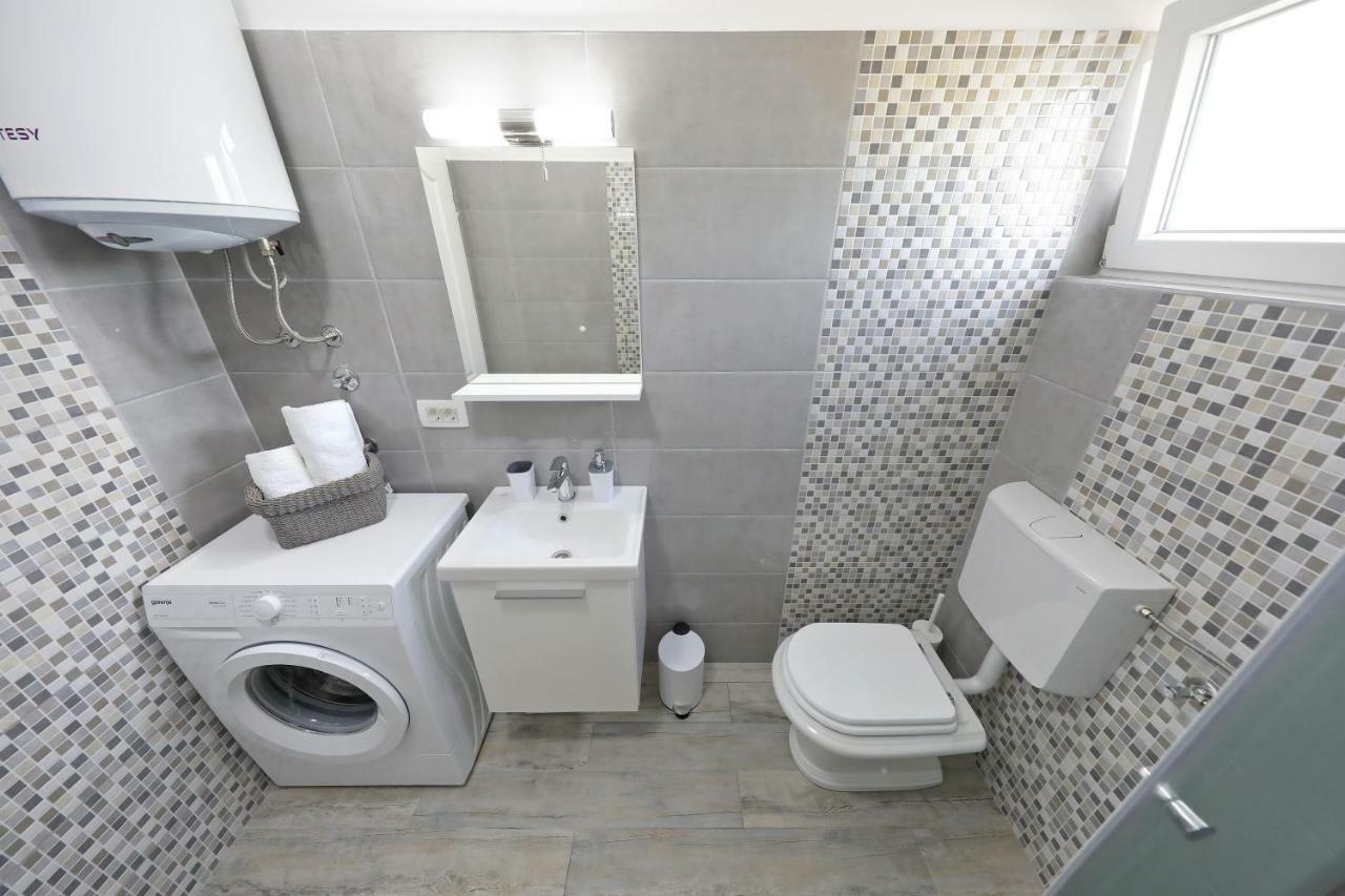 Apartmani Neva, Pridraga 外观 照片