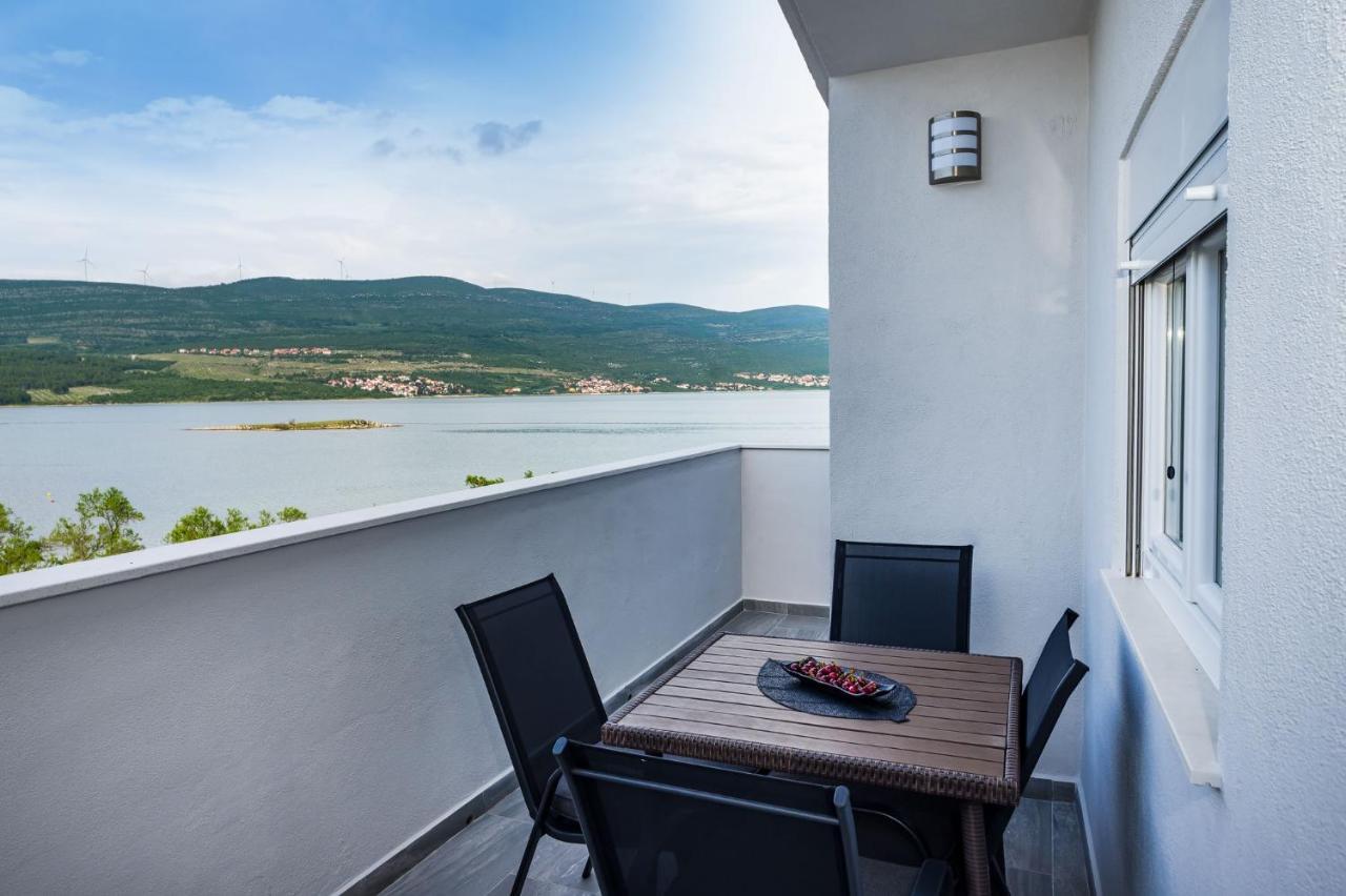 Apartmani Neva, Pridraga 外观 照片